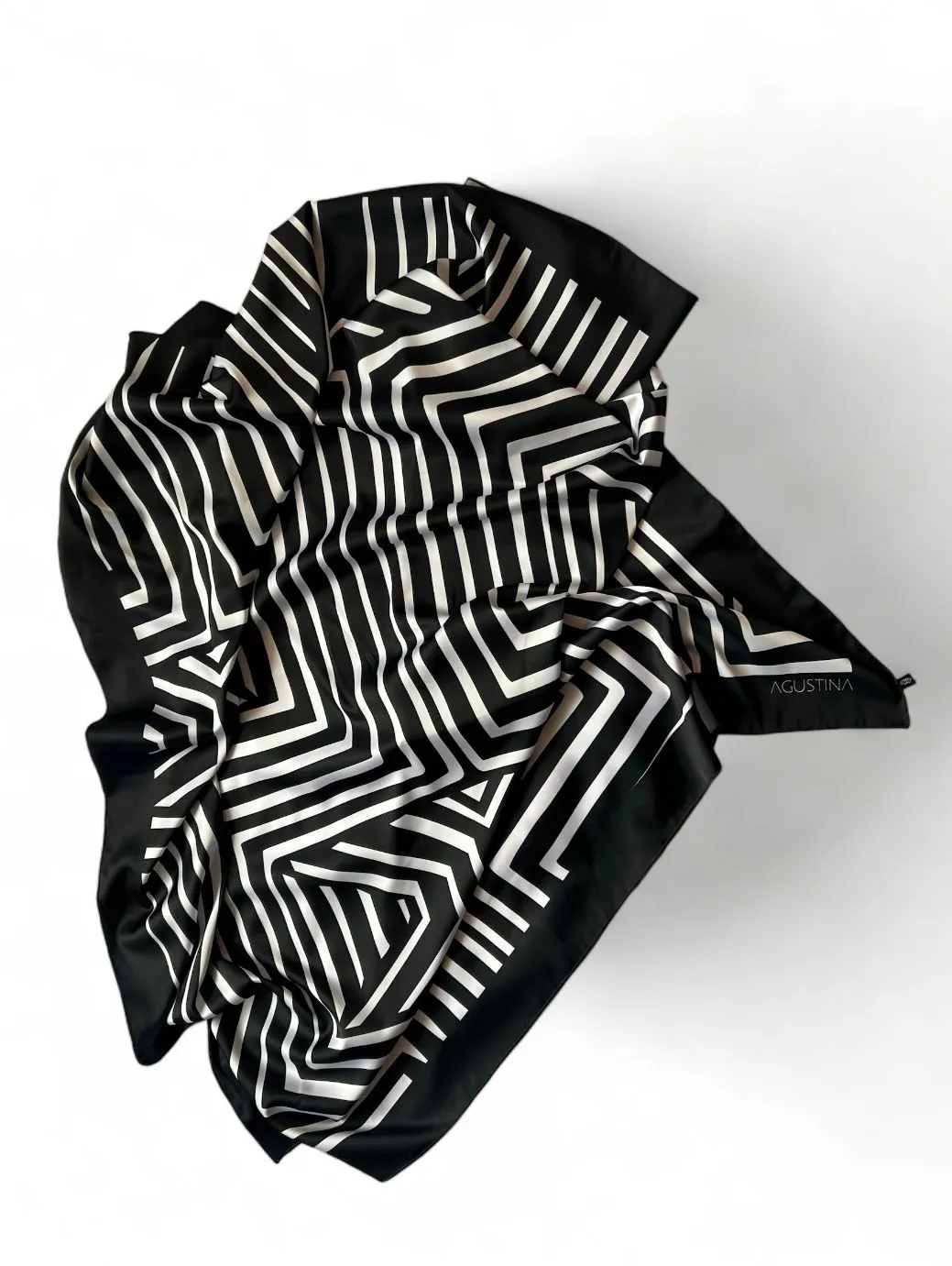 AGUSTINA - SQUARE SCARF "KAKATAIBO"