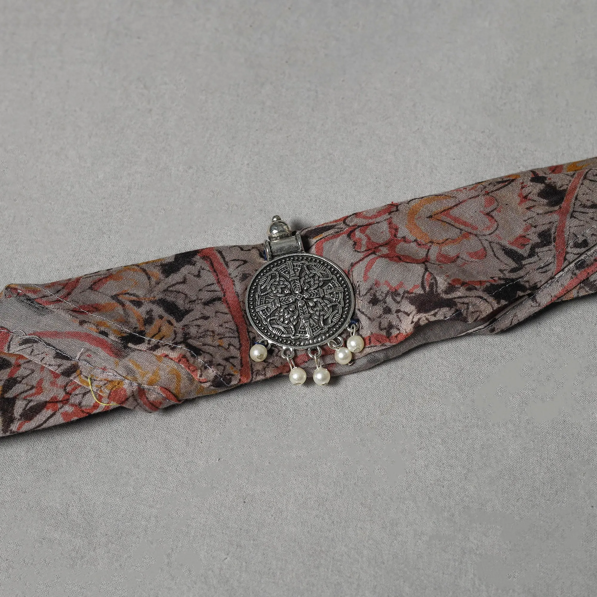 Block Printed Chanderi Silk Pendant Necklace Scarf 23