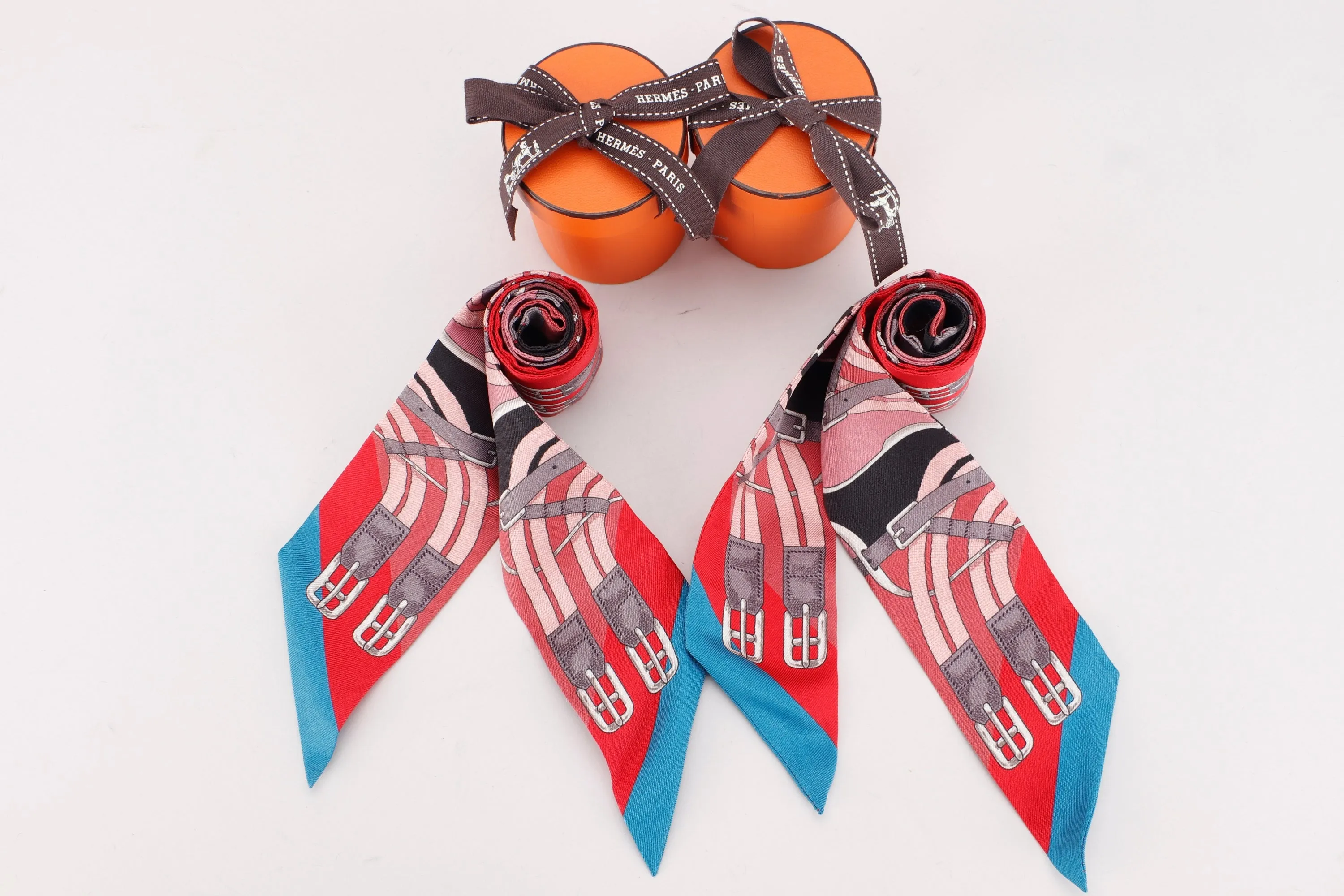 HERMES SILK TWILLY RED PINK WITH BLUE TIP, WITH BOX
