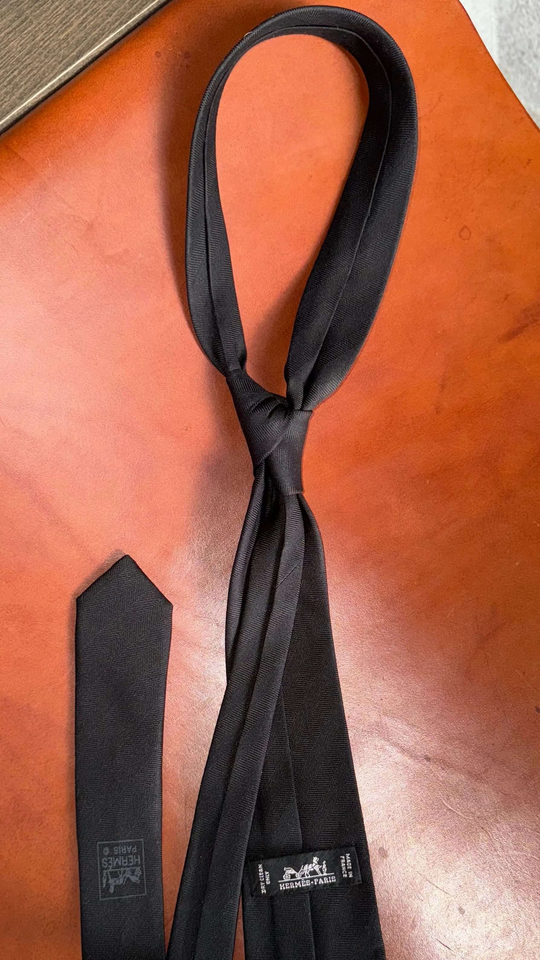 Stylish Mens Hermès Tie for Sale