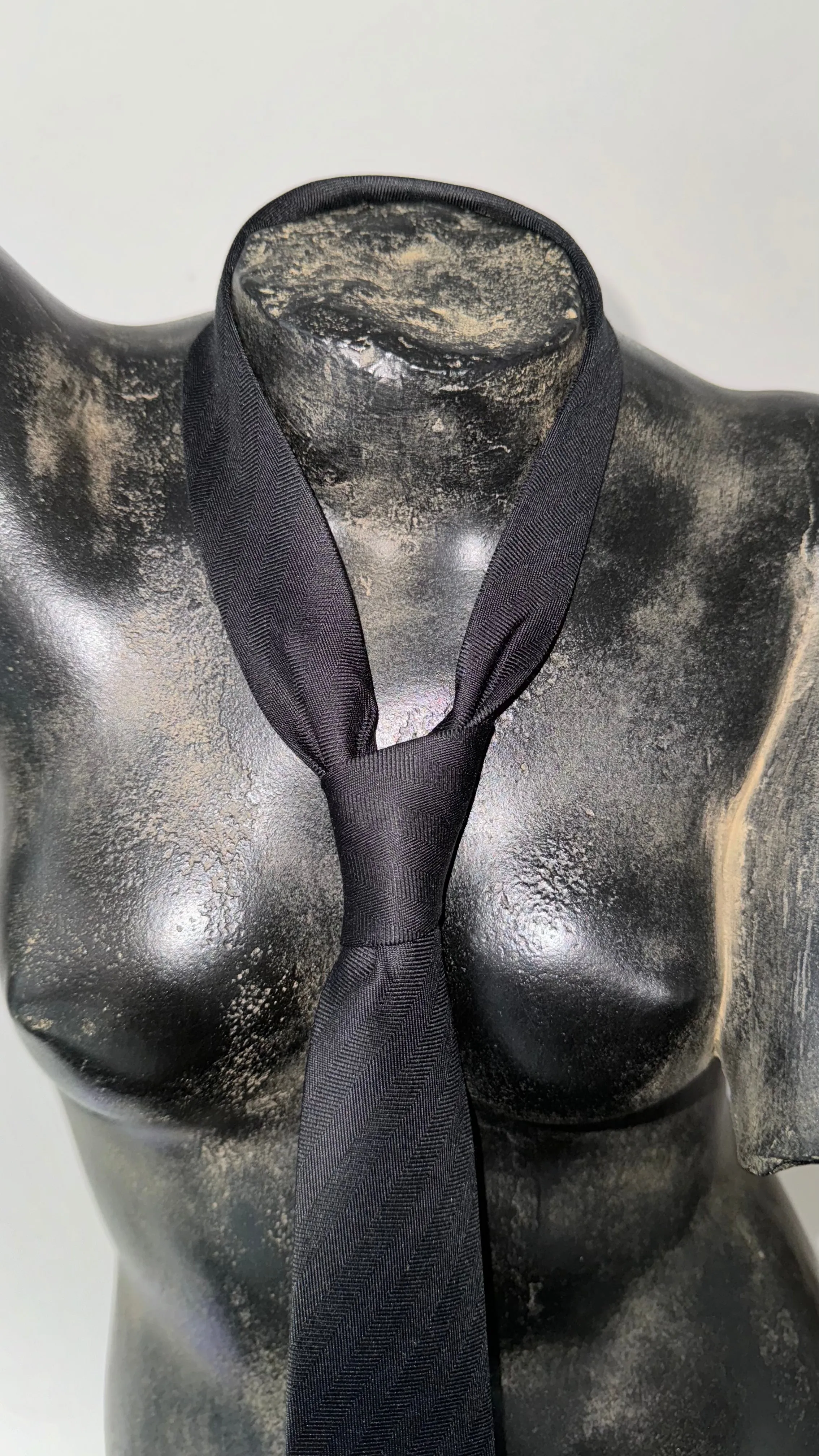 Stylish Mens Hermès Tie for Sale