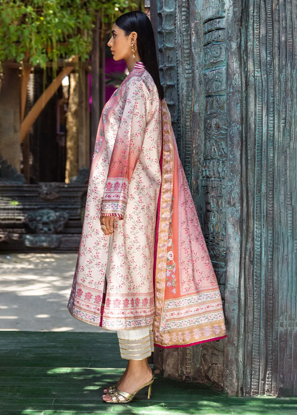 Nirvana Unstitched Silk Edit '24 by Mushq | Roseate